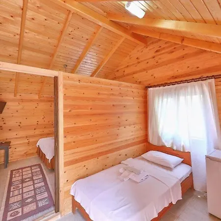 ホリデーパーク Olympos Mocamp カシュ