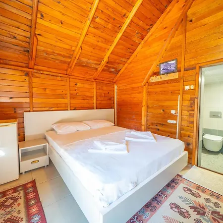 Olympos Mocamp 3* カシュ